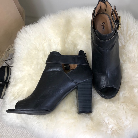Fioni open toe leather booties - Picture 5 of 13